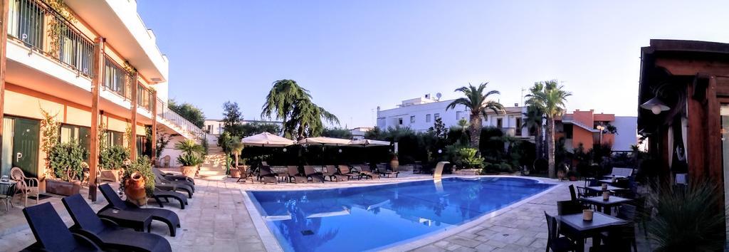 Hotel Cuor Di Puglia Alberobello Exterior photo